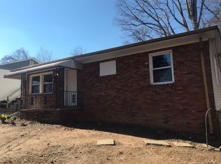 2416 Newark St, Winston Salem, NC 27105