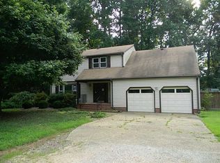 115 Camelot Cres, Yorktown, VA 23693