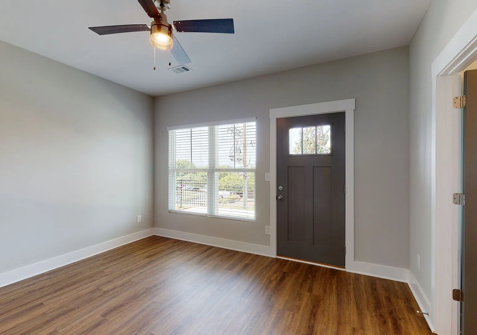 137 Berlin St — Photo 4
