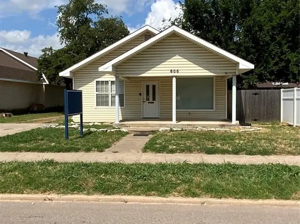 606 N Kickapoo Ave, Shawnee, OK 74801