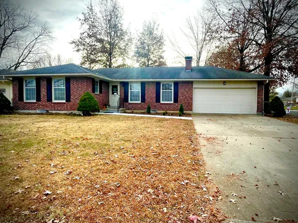 540 W Kay St, Marshall, MO 65340