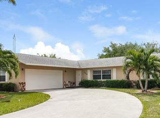 138 Dove Cir, Royal Palm Beach, FL 33411