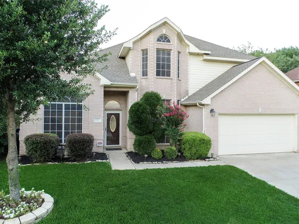 1907 Pavia Ct, Arlington, TX 76006