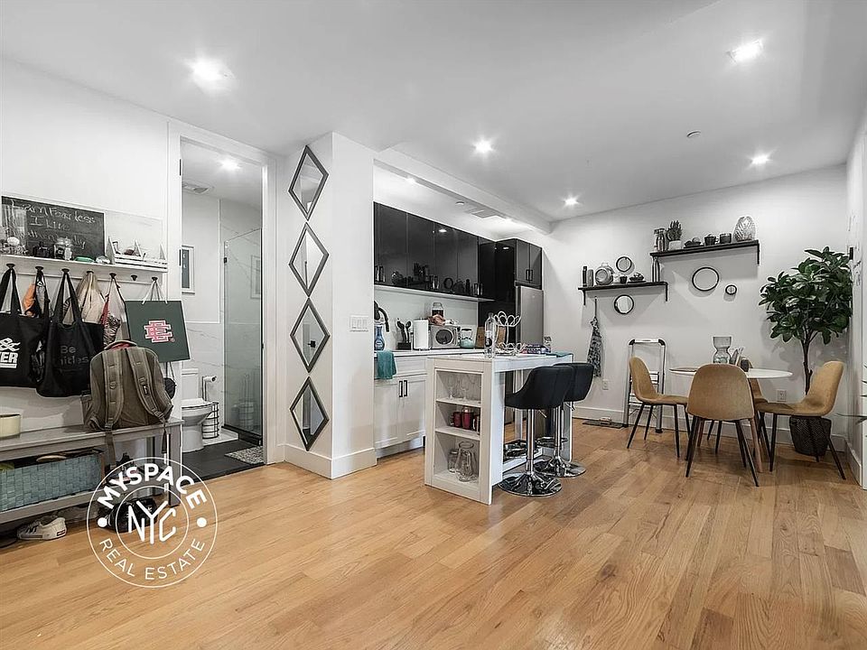 1st image of 19 E 31st St #4A