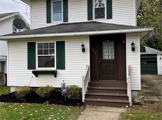 264 S Myers Ave, Sharon, PA 16146