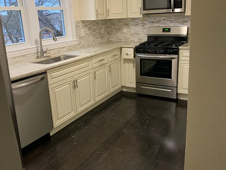 209 Gatzmer Ave #2 — Photo 2