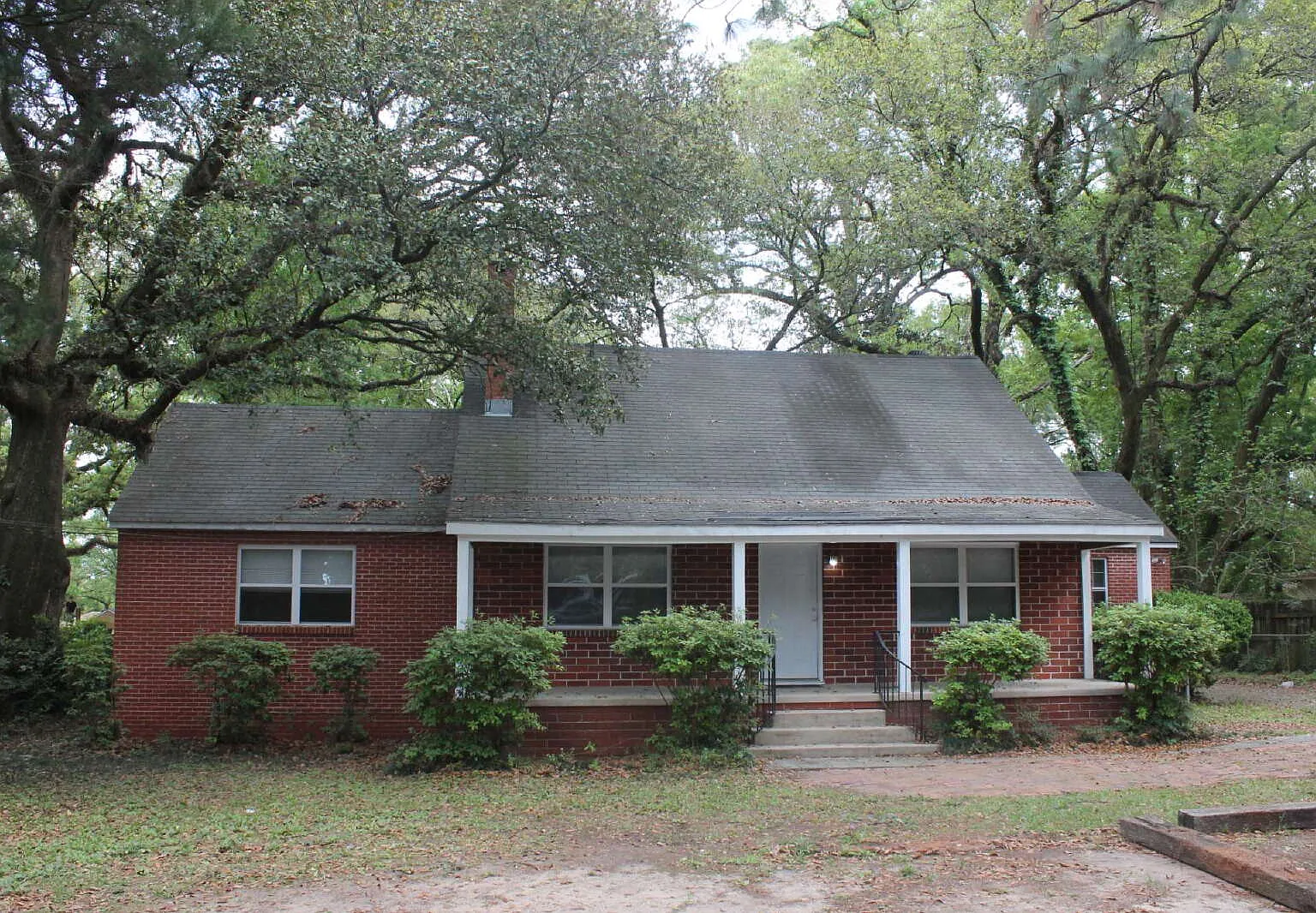 3 bed, 2.0 bath, $1,650 — Photo 1