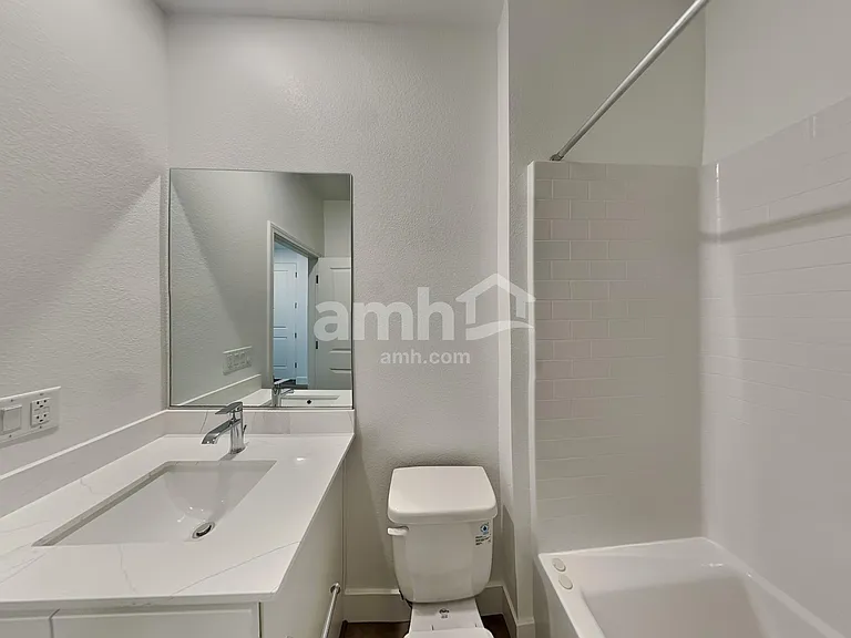 5826 Iron Islands St — Photo 20