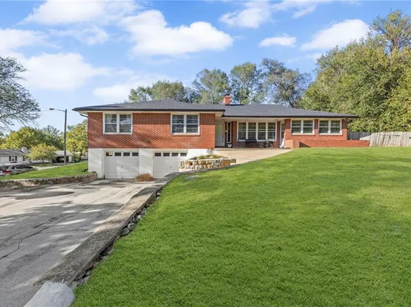 8552 Lafayette Ave, Kansas City, KS 66109