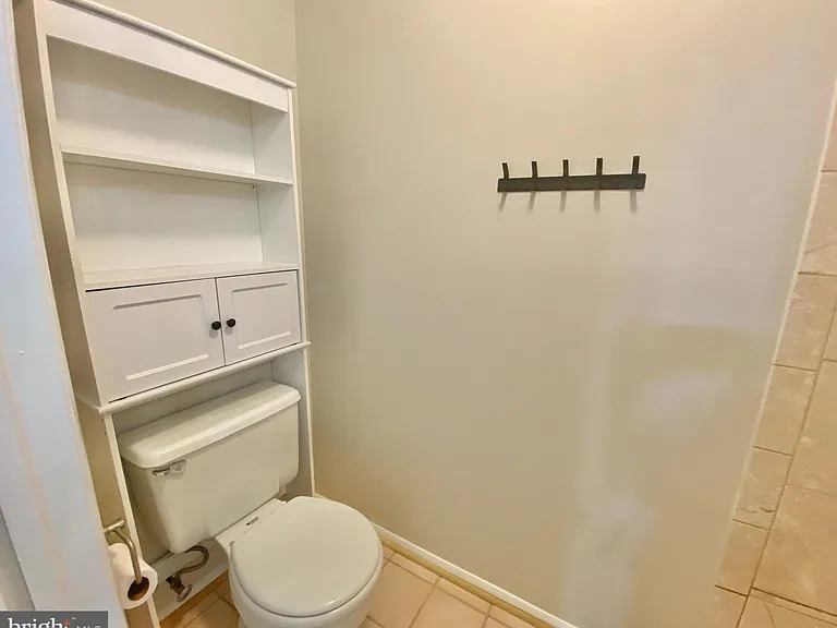 6212 Hillside Rd — Photo 23