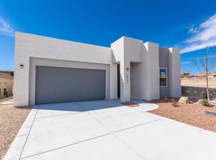 1961 Villa Napoli Loop W, Las Cruces, NM 88011