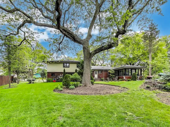 5100 Ellington Ave, Western Springs, IL 60558