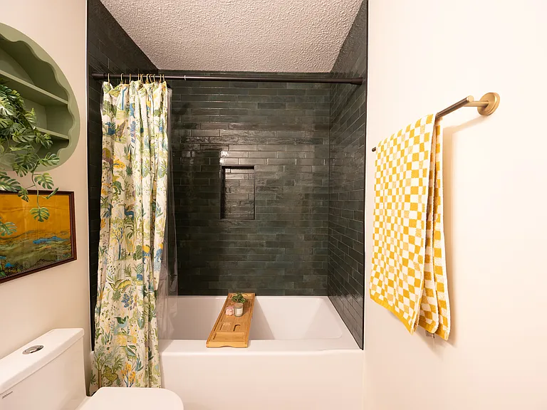 2500 Cranbrook Ln #10 — Photo 36