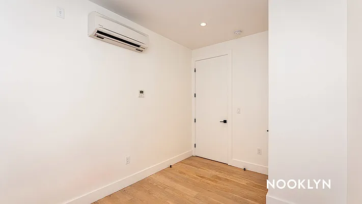 Rented by Nooklyn NYC LLC | media 33