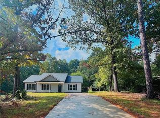 116 Willowbrook Dr, Thomasville, NC 27360