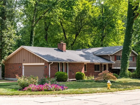 2425 Westlawn Dr, Dayton, OH 45440