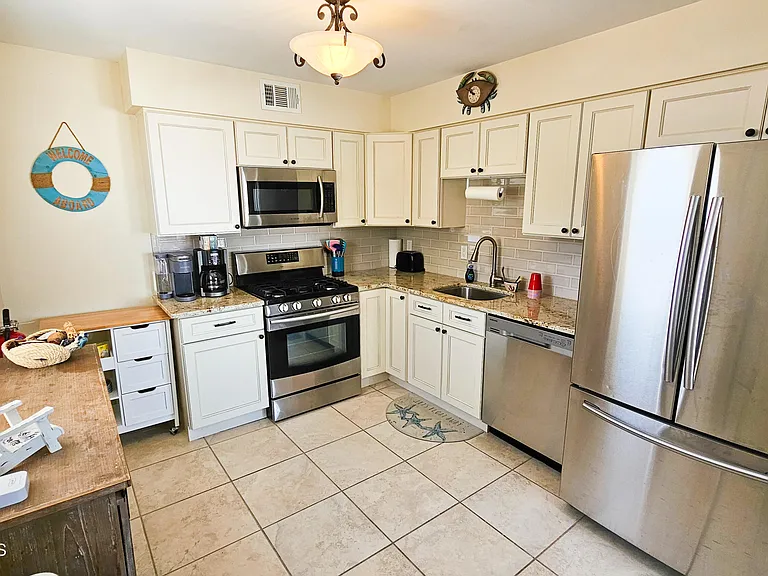105 Peter Rd — Photo 19