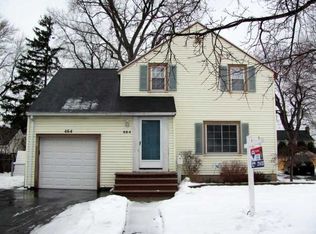 464 Harwick Rd, Irondequoit, NY 14609