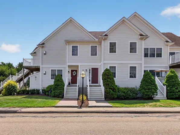 521 Hampton Way Unit 521, Abington, MA 02351