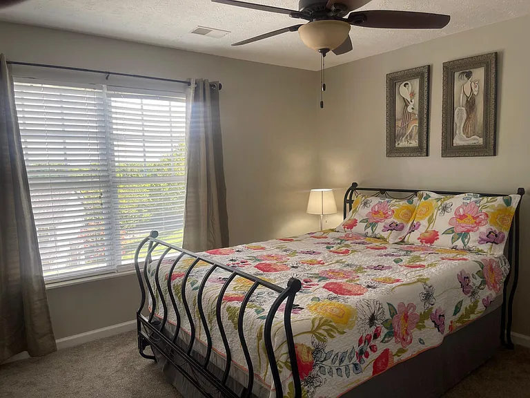 516 Shadow Glen Dr — Photo 14