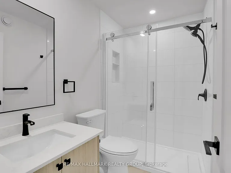109 Russell Ave #4 — Photo 18