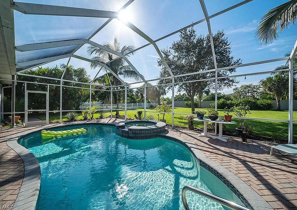 1st image of 15741 Caloosa Creek Cir