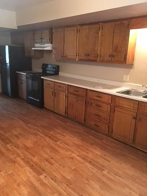 1st image of 750 Bonham St APT 220