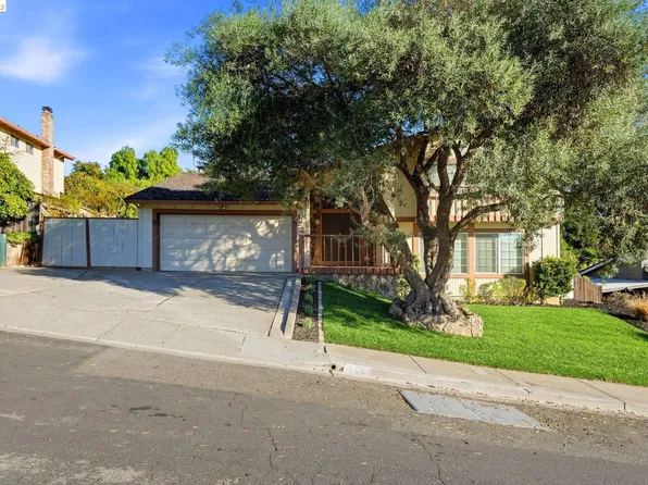122 Stratford St, Vallejo, CA 94591