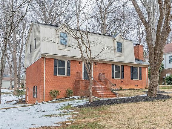 4th image of 4510 Highberry Rd