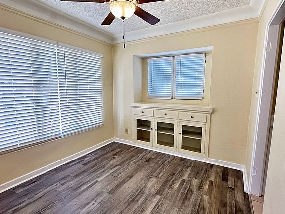 4th image of 2522 Cedar Ave #0