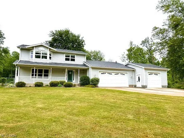 12147 Gladstone Rd SW, Warren, OH 44481