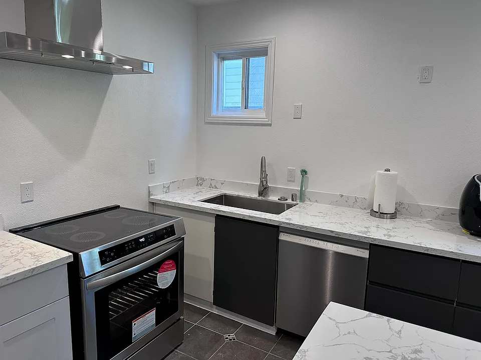 Kitchen with new Bosch dishwasher