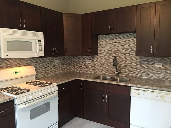 4th image of 1154 Denver Dr