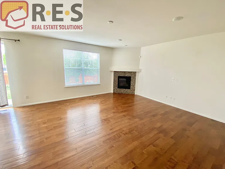 8811 Concolor Ln — Photo 5