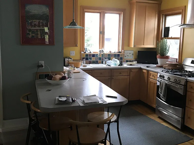 2328 Willard Ave — Photo 7