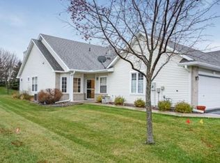 7322 Brittany Ln, Inver Grove Heights, MN 55076