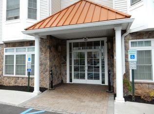 104 E Elizabeth Ave #22, Linden, NJ
