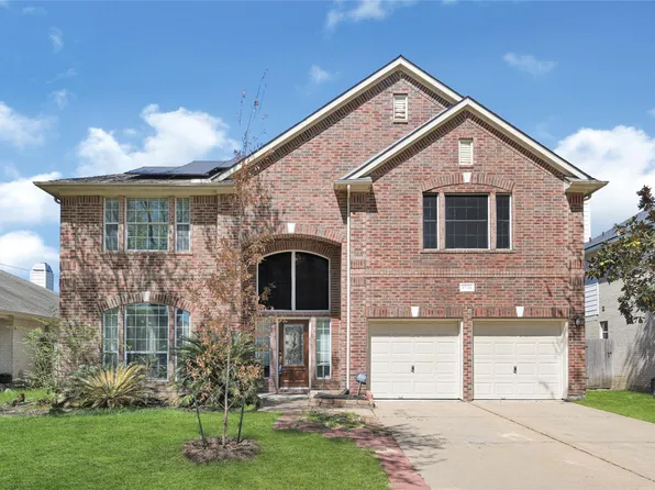 17726 Creek Bluff Ln, Cypress, TX 77433