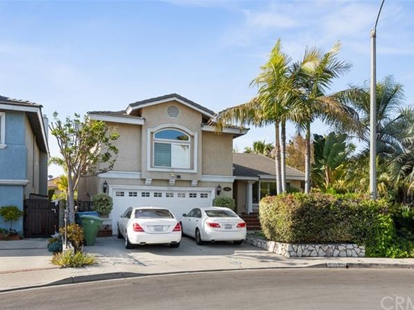 Large Swimming Pool Seal Beach Real Estate 20 Homes For Sale Zillow