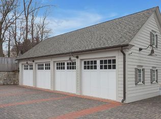 745 Post Rd #6247163, Darien, CT 06820