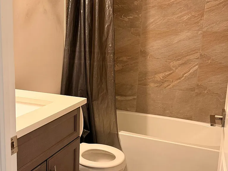 720 Grey St #50 — Photo 13