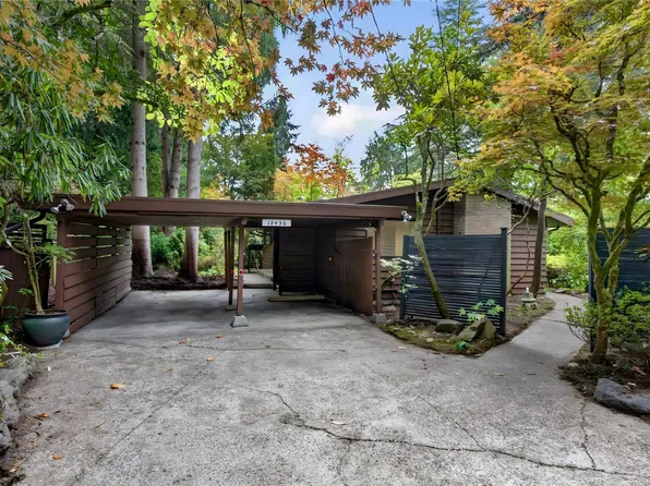 18456 40th Place NE, Lake Forest Park, WA 98155