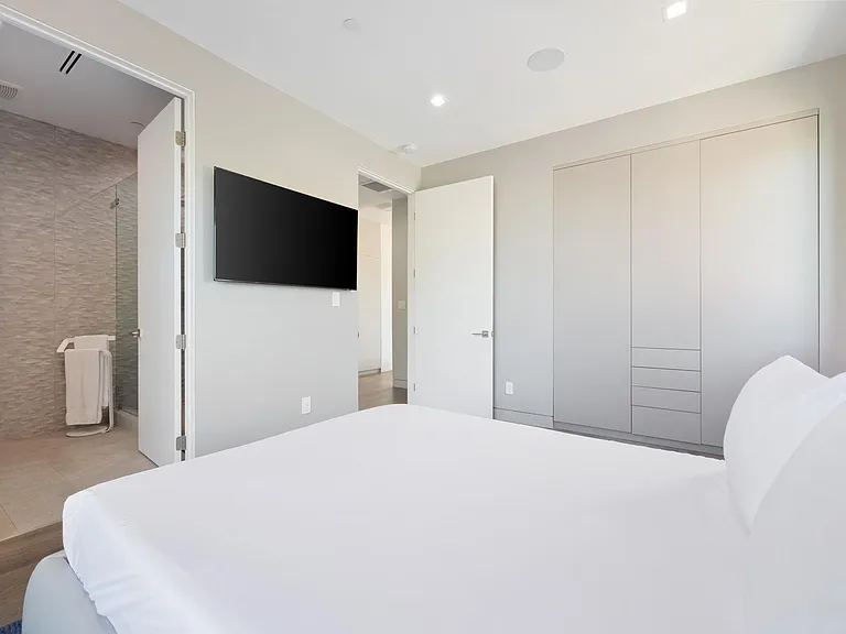 Modern art and stylish touches throughout
Dive into the comfortable bed for a glorious nap