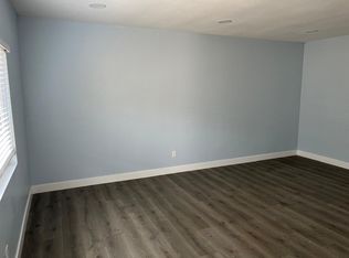 11835 S Berendo Ave, Los Angeles, CA 90044