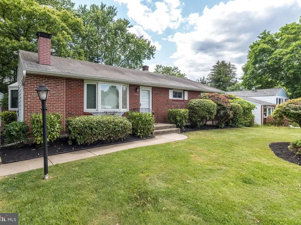 235 Roberts Ave, Horsham, PA 19044