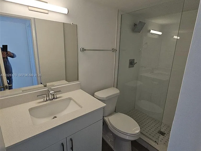 8101 Crespi Blvd #304 — Photo 15