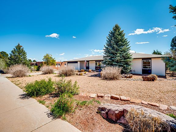 2nd image of 51 Grand Canyon Dr