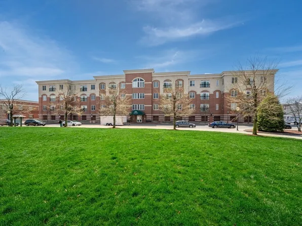 500 Union St #5404, Westborough, MA 01581