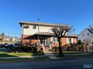 1184 14th St FLOOR 2, Fort Lee, NJ 07024