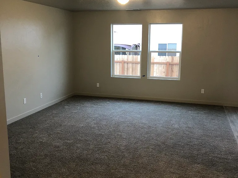 11676 Richmond St — Photo 5